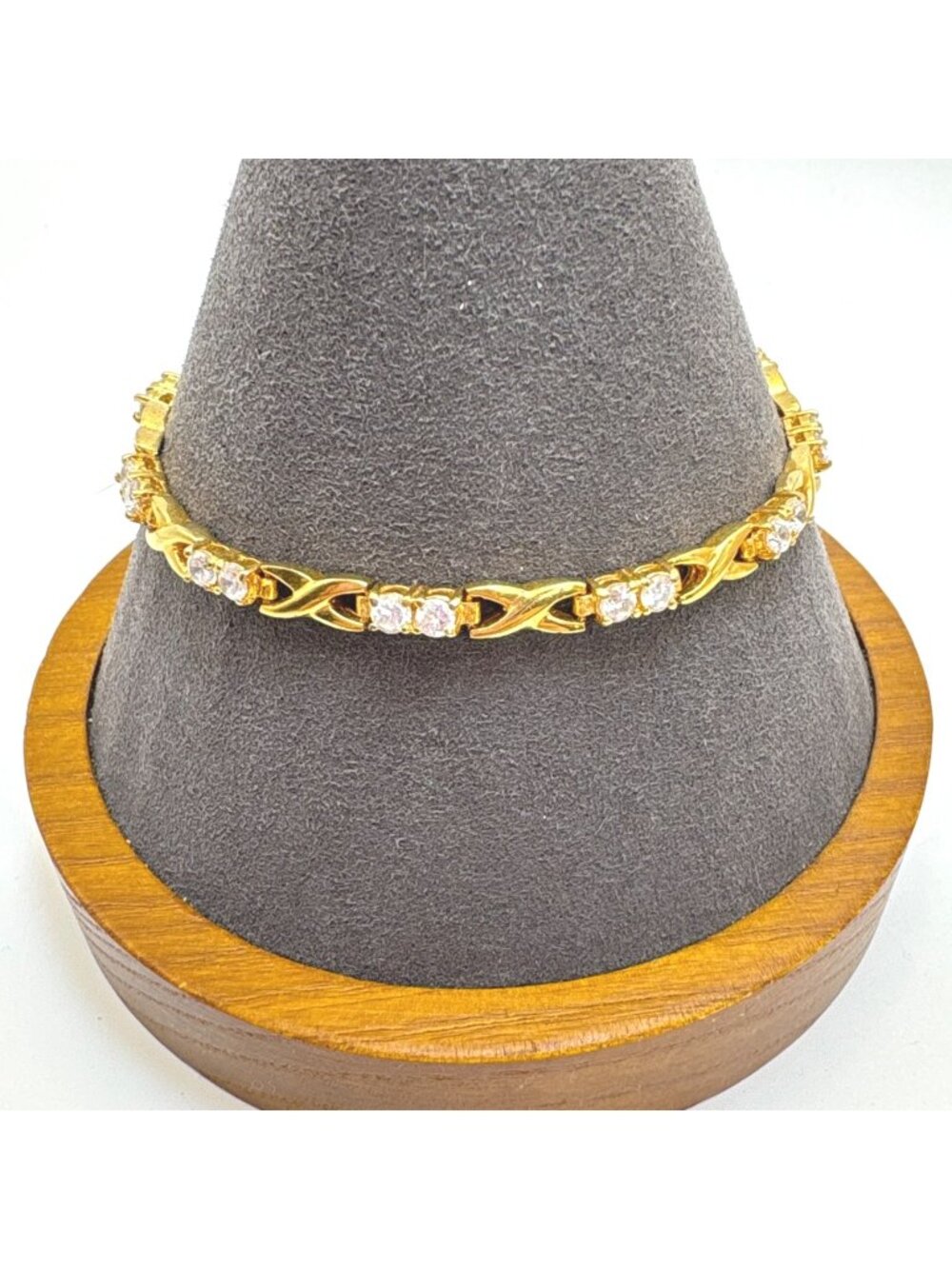 Cubic Zirconia Prong Set X Link Tennis Bracelet VTG Gold Tone Size 7.5" Length